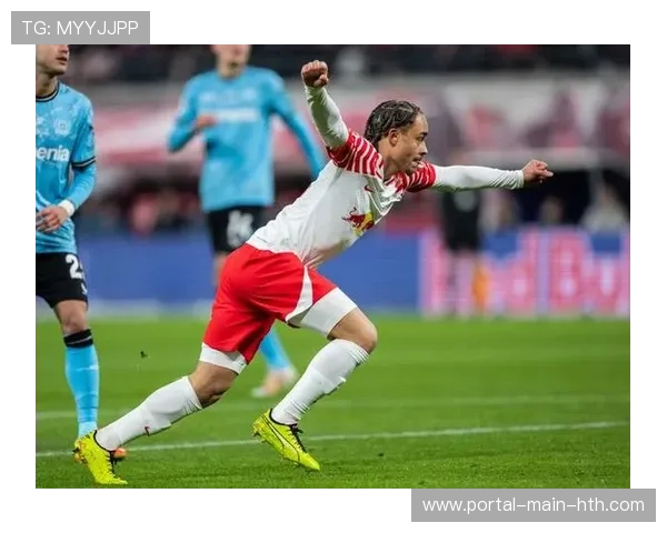 莱比锡客场落后柏林联合，防线连续失误