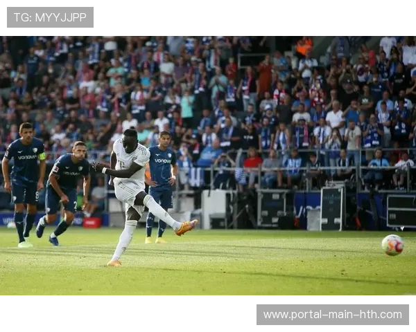 波鸿0-3不敌科隆，瓦尔德施密特梅开二度送对手继续垫底。