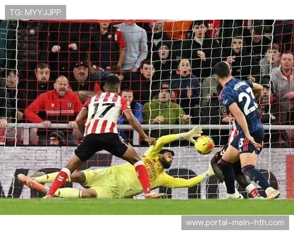 福登传球失误，桑德兰反击险破门