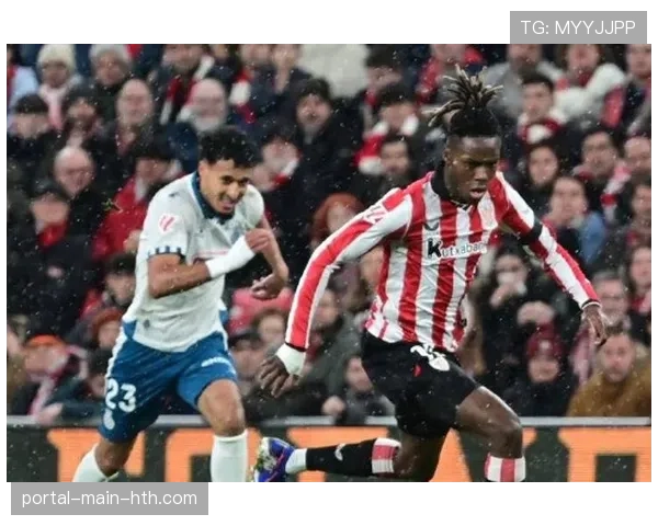 塞维利亚2-1逆转毕尔巴鄂竞技，阿科-亚当斯点射制胜。