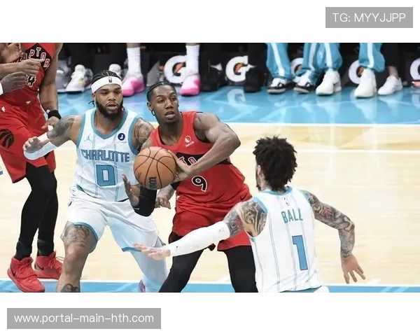 猛龙107-100爵士，巴雷特21分6篮板定胜局